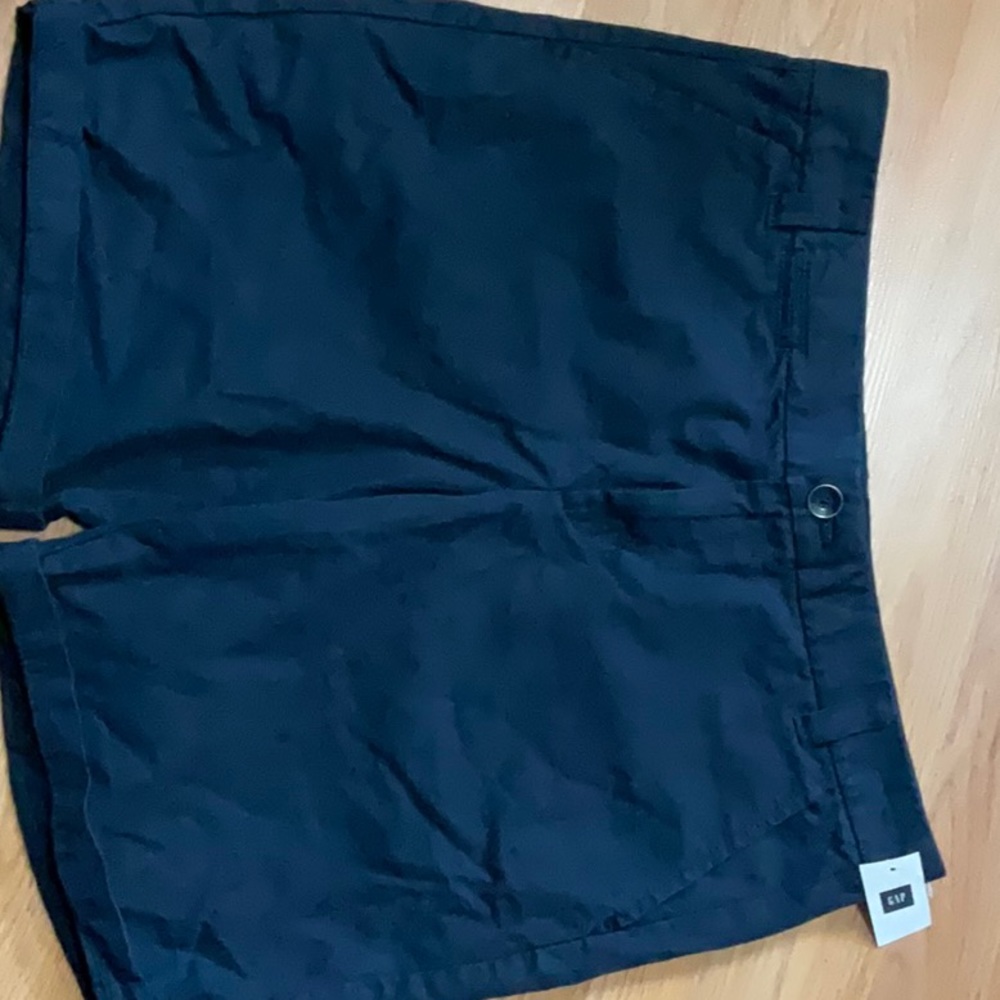 GAP shorts